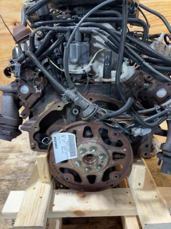 1996 Jeep Grand Cherokee Engine Assembly - Image 2