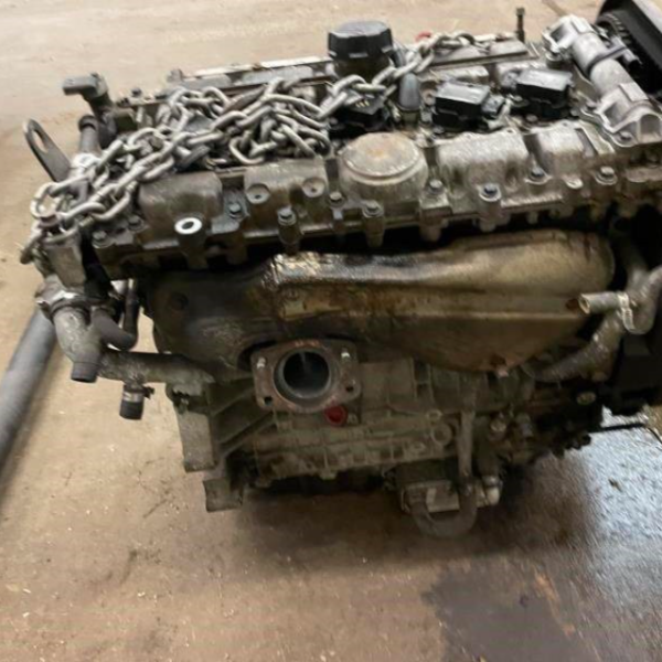 2005 Volvo XC90 Engine Assembly - Image 2