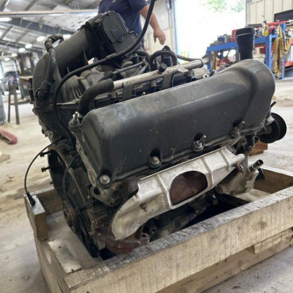 2011 Dodge Nitro Engine Assembly - Image 2