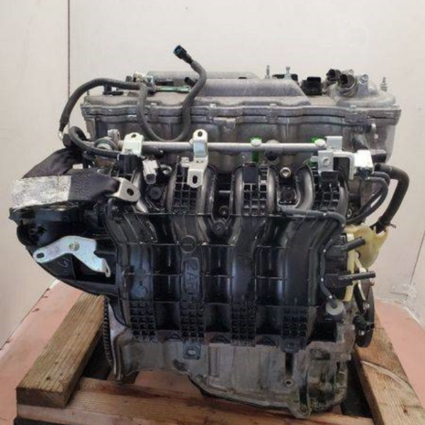 2014 Toyota RAV4 Engine Assembly - Image 4